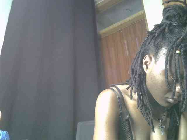 Blackdiva-11 webcam