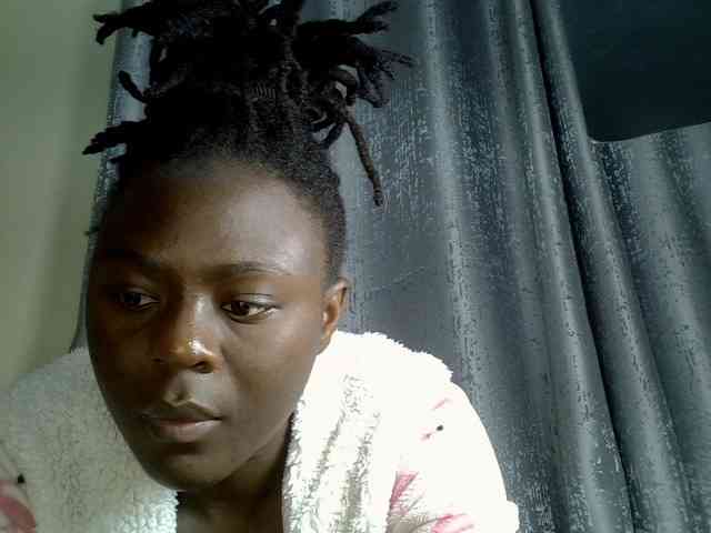 Blackdiva-11 webcam