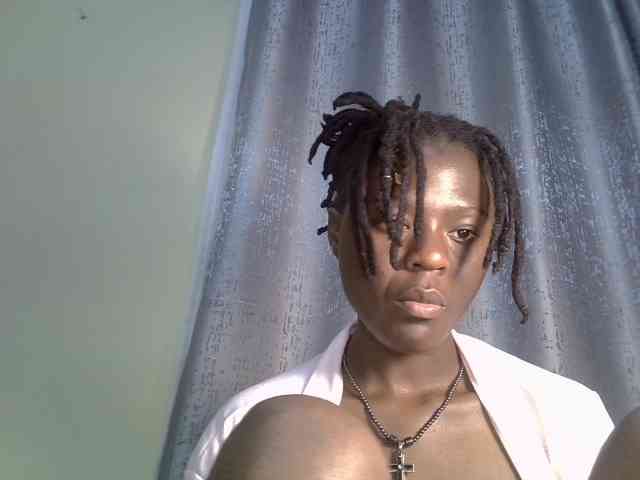 Blackdiva-11 webcam