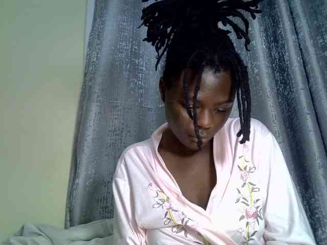 Blackdiva-11 webcam