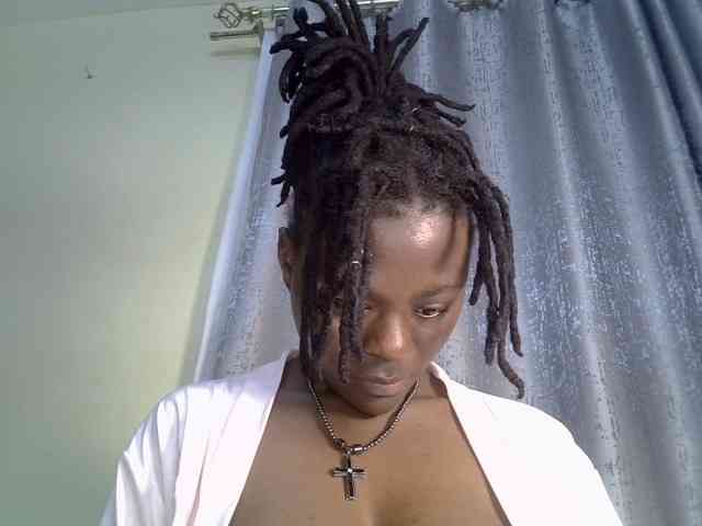 Blackdiva-11 webcam