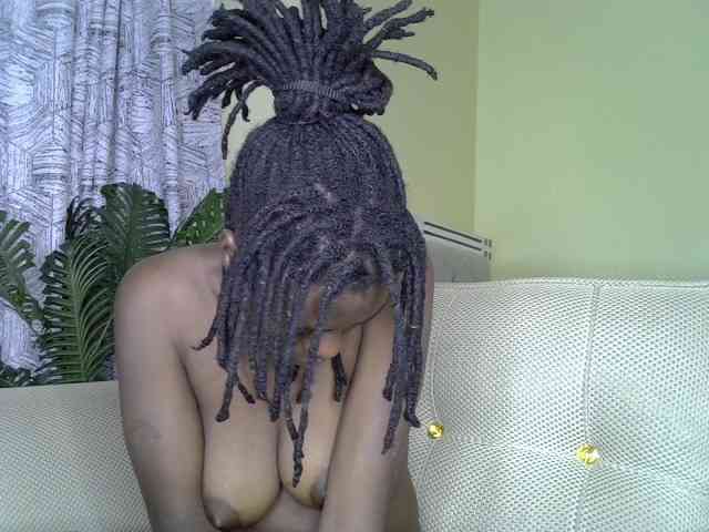 Blackdiva-11 webcam