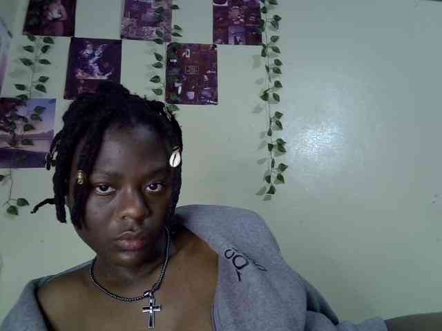 Blackdiva-11 webcam