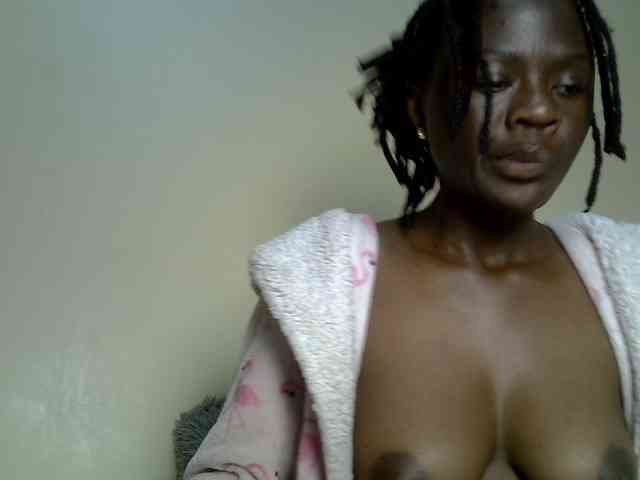 Blackdiva-11 webcam