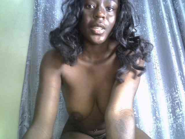Blackdiva-11 webcam