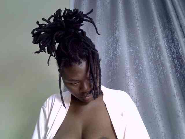 Blackdiva-11 webcam