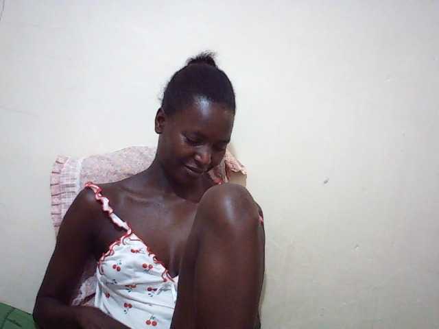Angellily1 live cam on BongaCams