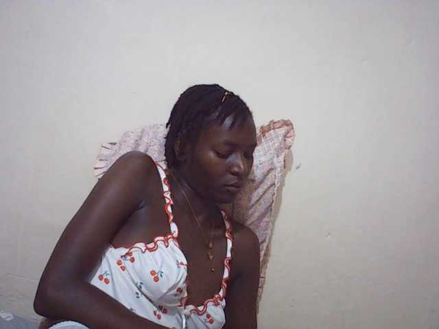 Angellily1 live cam on BongaCams