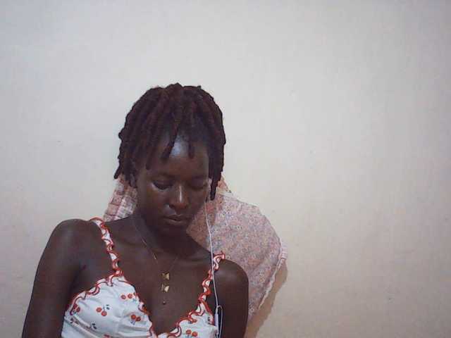 Angellily1 live cam on BongaCams