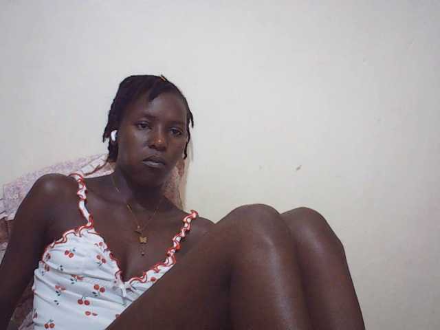 Angellily1 live cam on BongaCams