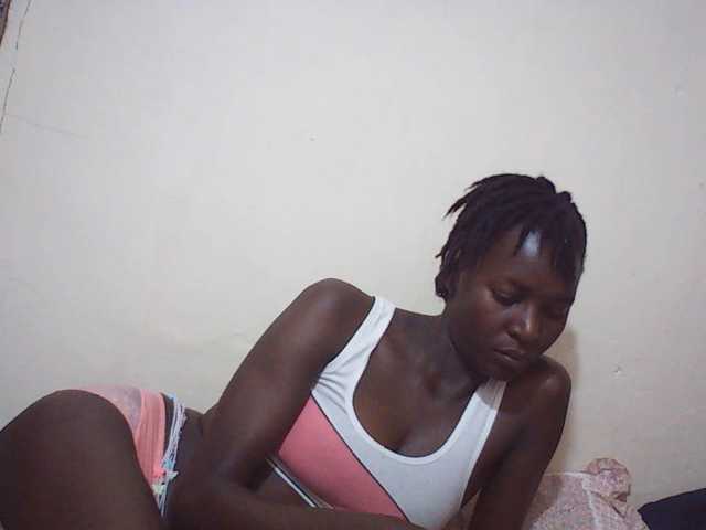 Angellily1 live cam preview