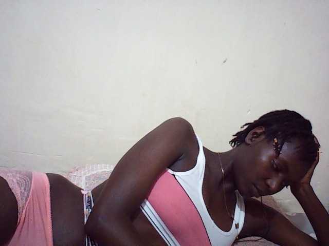 Angellily1 live cam on BongaCams