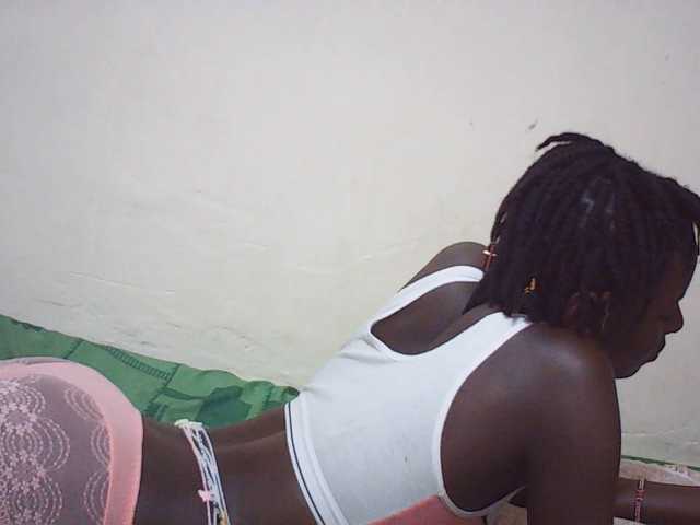 Angellily1 live cam on BongaCams