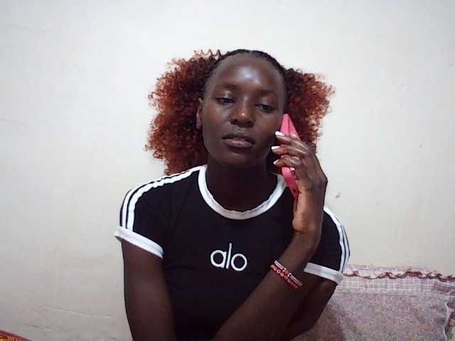 Angellily1 live cam on BongaCams