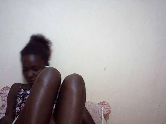 Angellily1 live cam on BongaCams