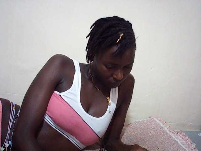 Angellily1 live cam on BongaCams
