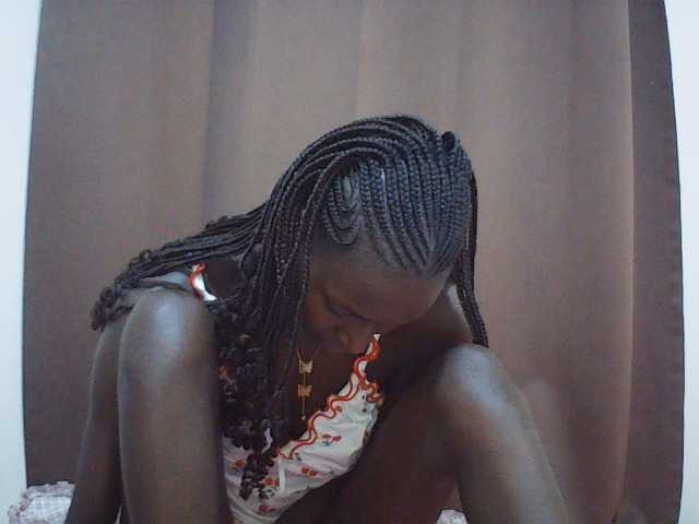 Angellily1 live cam on BongaCams
