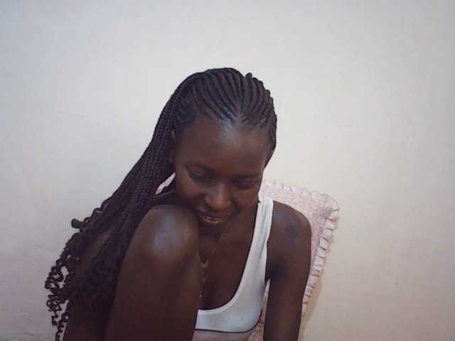 Angellily1 live cam on BongaCams