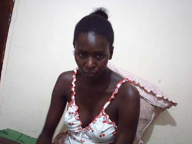 Angellily1 live cam on BongaCams