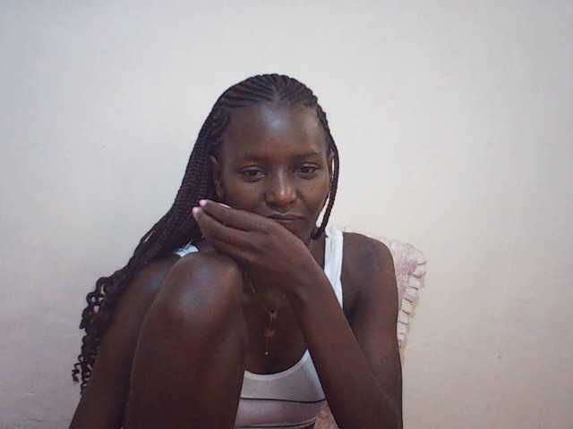 Angellily1 live cam on BongaCams