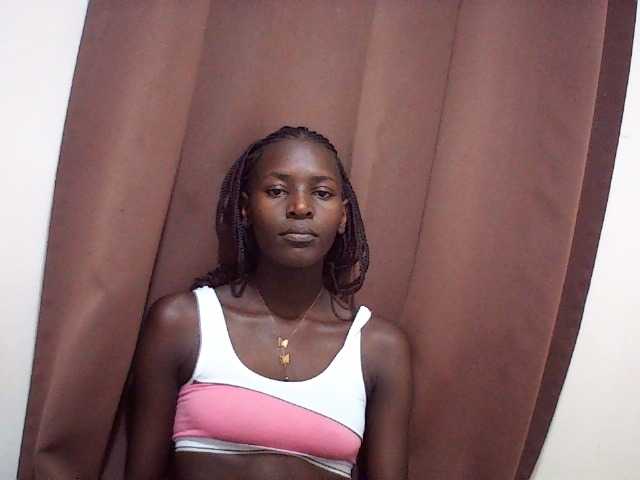 Angellily1 live cam on BongaCams