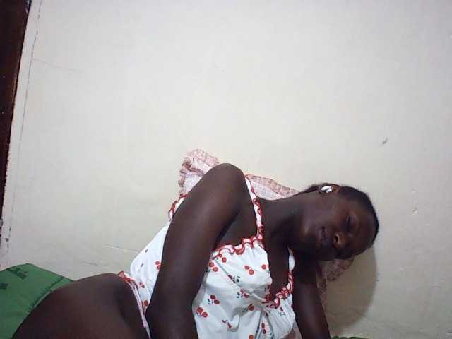 Angellily1 live cam on BongaCams