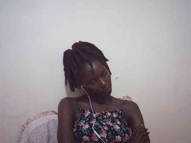 Angellily1 webcam