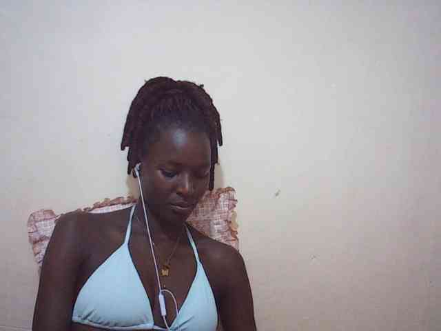 Angellily1 webcam