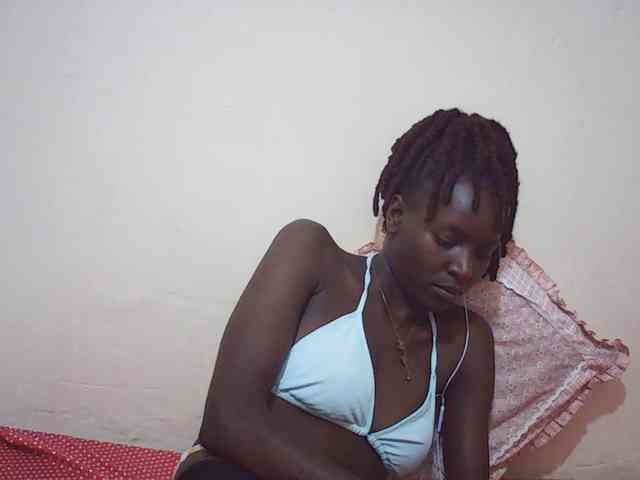 Angellily1 webcam