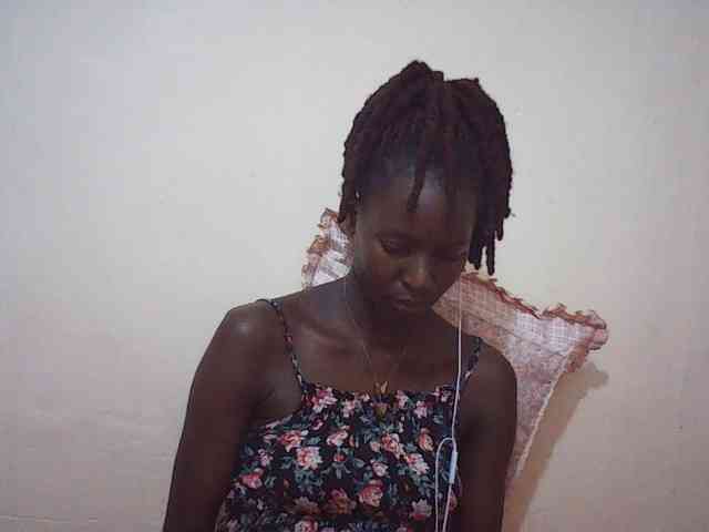 Angellily1 webcam