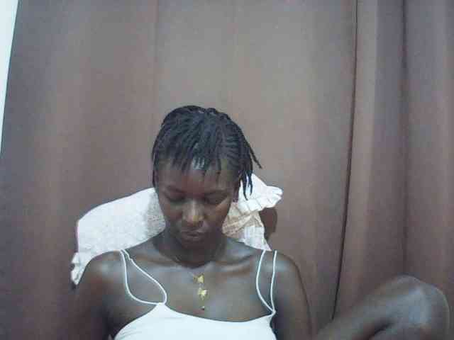 Angellily1 Live Webcam on BongaCams