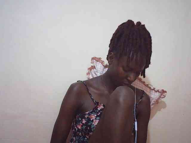Angellily1 webcam