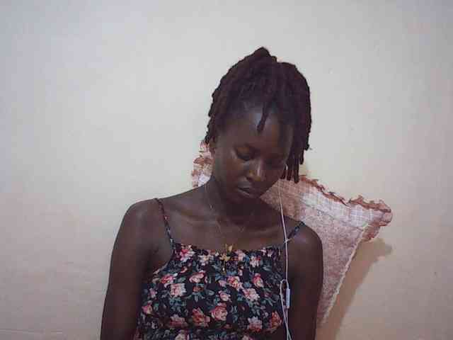 Angellily1 webcam
