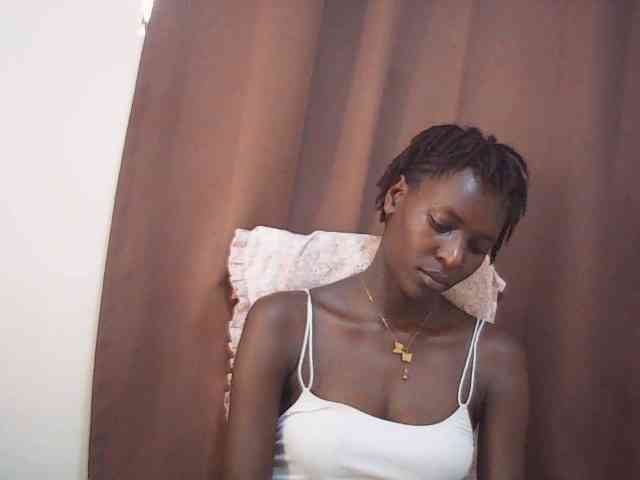 Angellily1 webcam