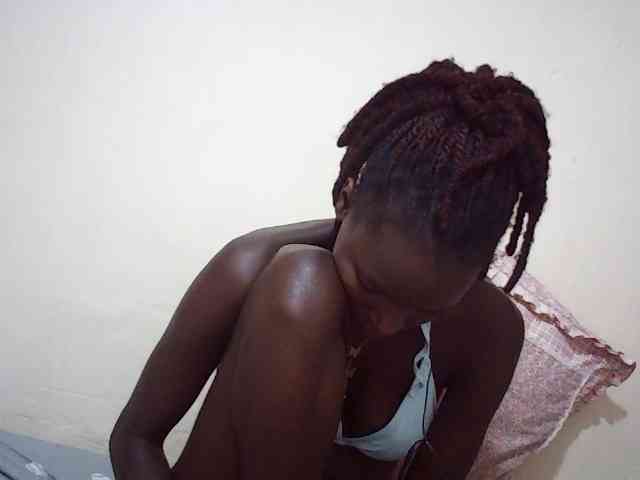 Angellily1 webcam
