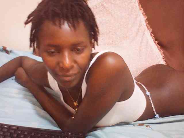 Angellily1 webcam