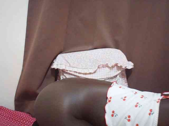 Angellily1 webcam