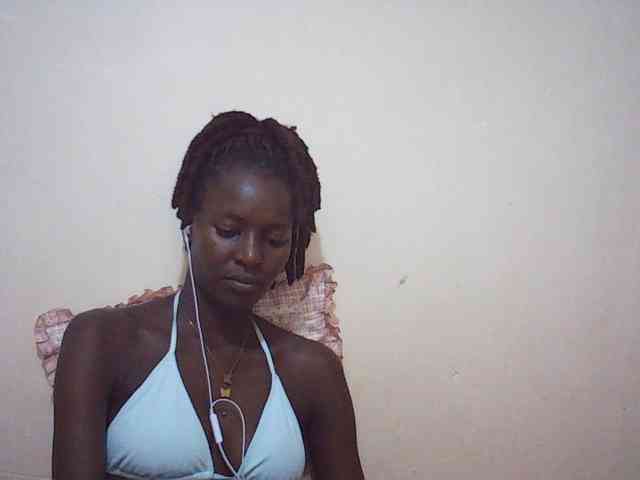 Angellily1 webcam