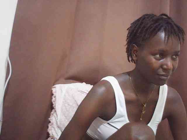 Angellily1 webcam