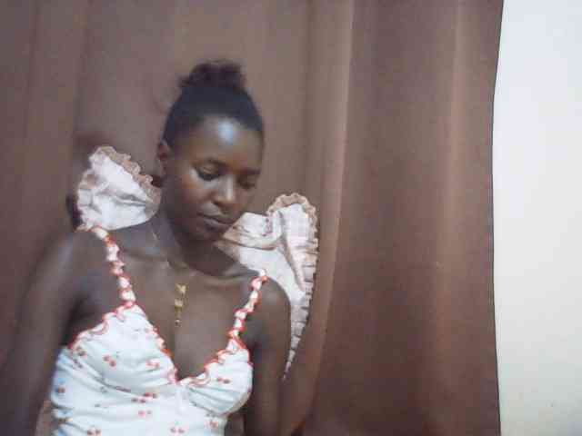 Angellily1 Live Webcam on BongaCams