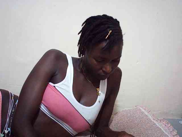 Angellily1 webcam