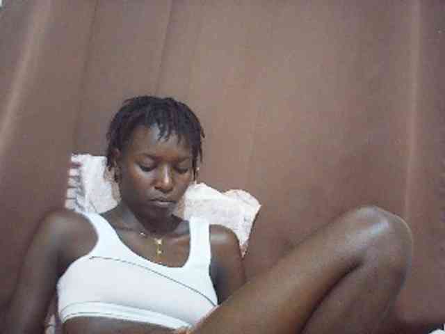 Angellily1 webcam