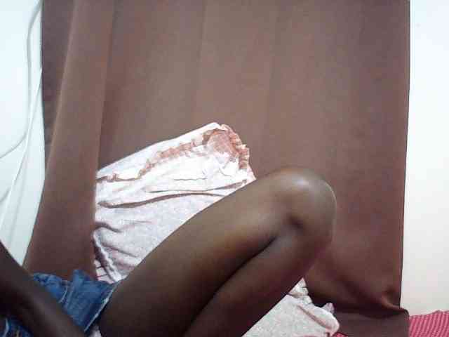 Angellily1 webcam