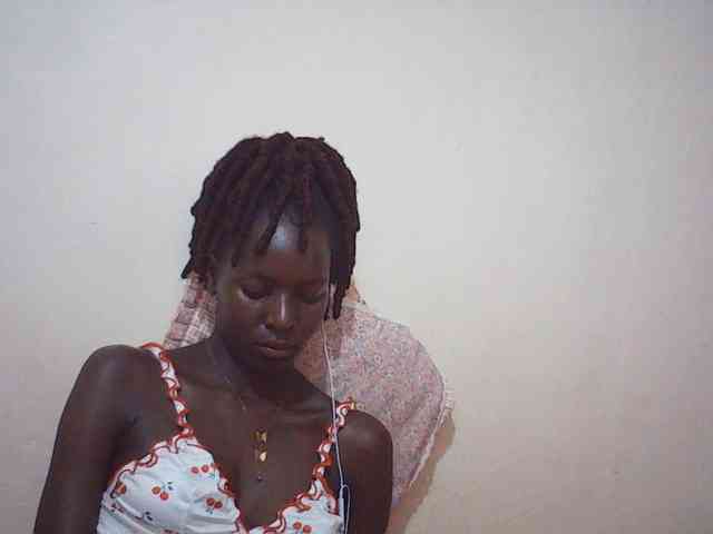 Angellily1 webcam