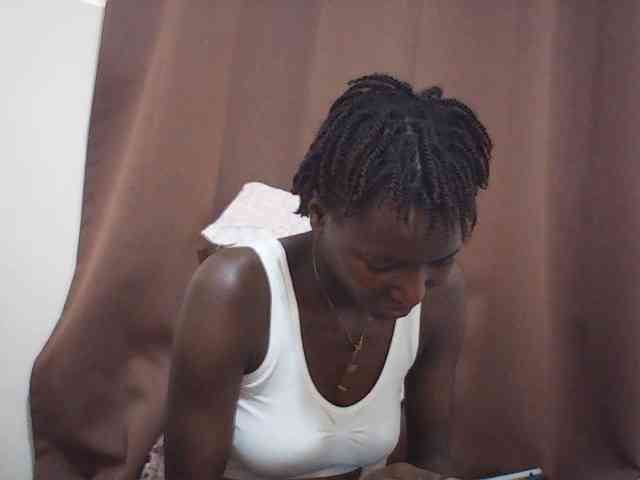 Angellily1 webcam