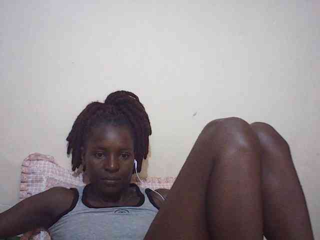 Angellily1 webcam