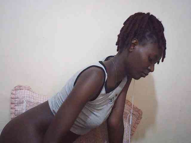 Angellily1 webcam