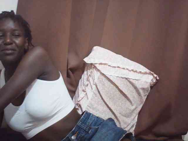 Angellily1 webcam