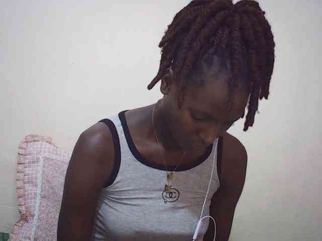 Angellily1 webcam