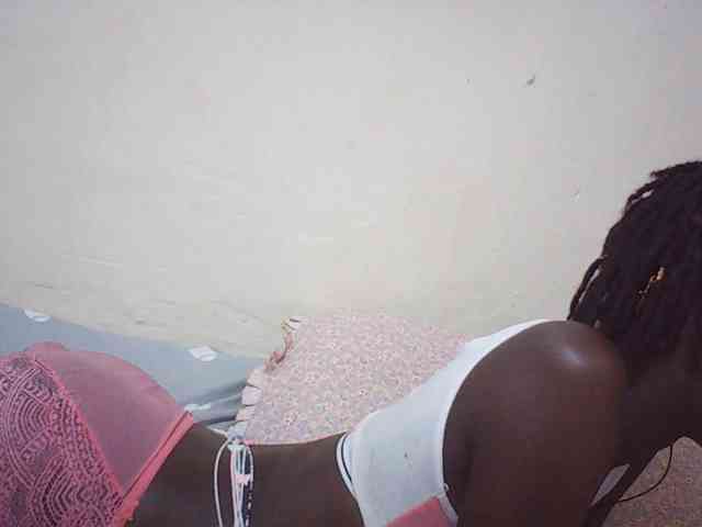 Angellily1 webcam